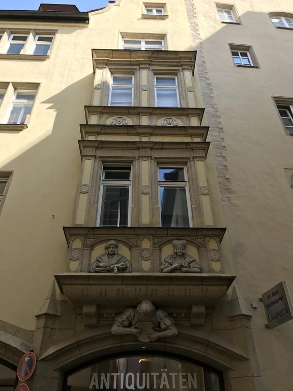 Palazzo Am Dom Aparthotel Regensburg Exterior photo